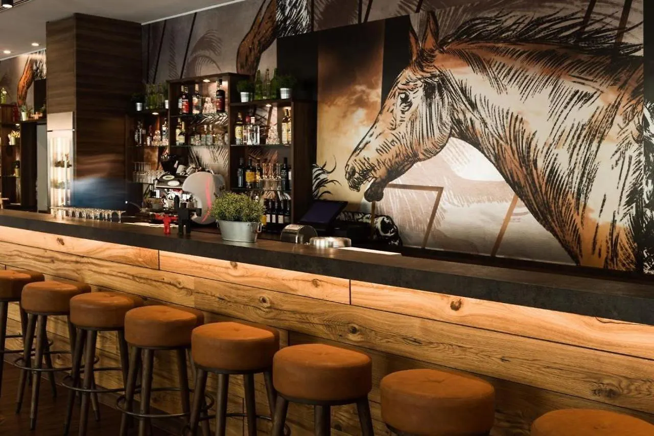 Holiday Inn - The Niu, Saddle Fuerth By Ihg 3*,