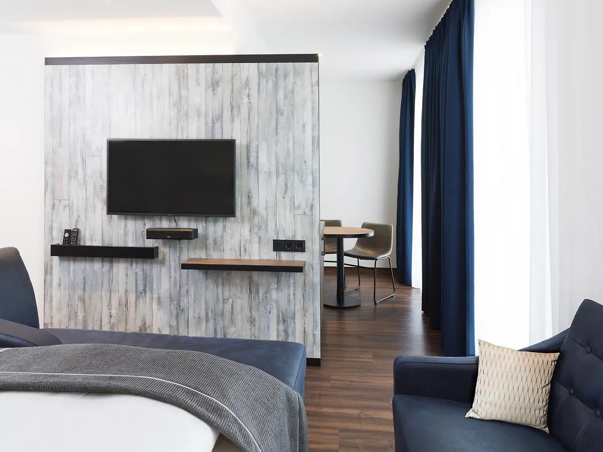 Holiday Inn - The Niu, Saddle Fuerth By Ihg 3*,  Germany