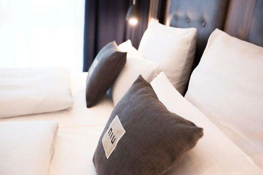 Holiday Inn - The Niu, Saddle Fuerth By Ihg 3*,