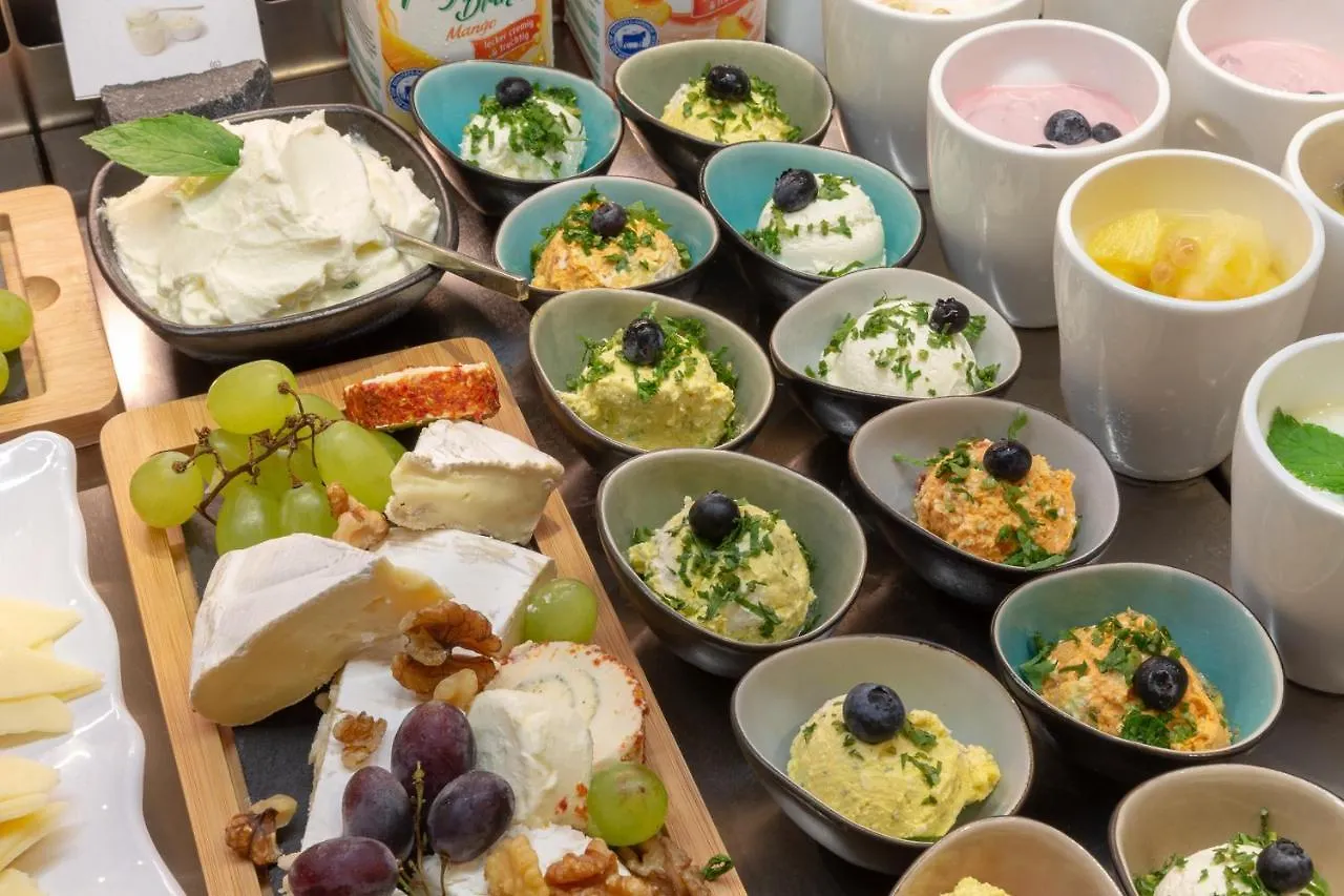 *** Hotel Holiday Inn - The Niu, Saddle Fuerth By Ihg Germany